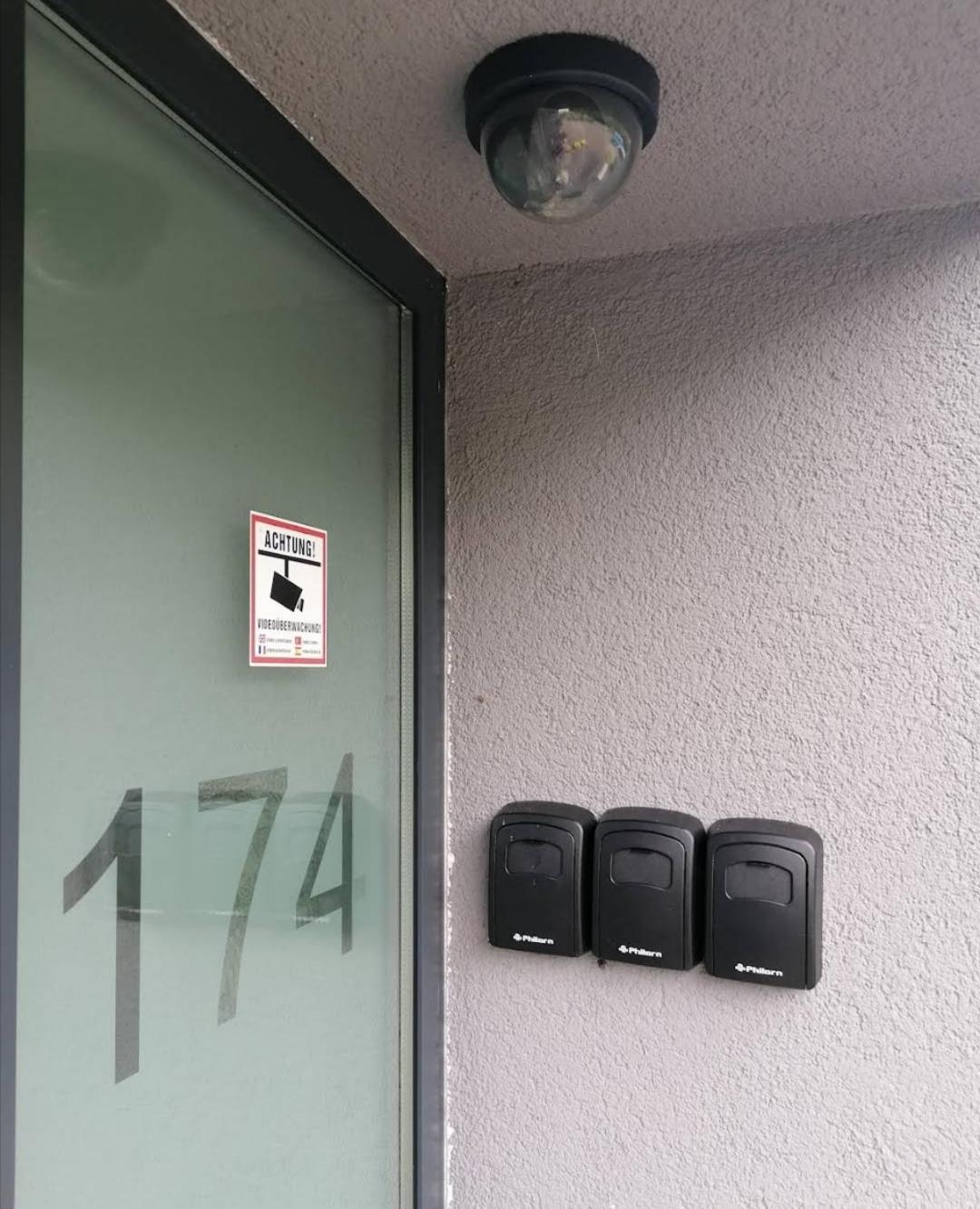 Sleep Well Apartments Detmold - Tempur Beds- Neu - Top Lage - Free Parking - Wifi מראה חיצוני תמונה