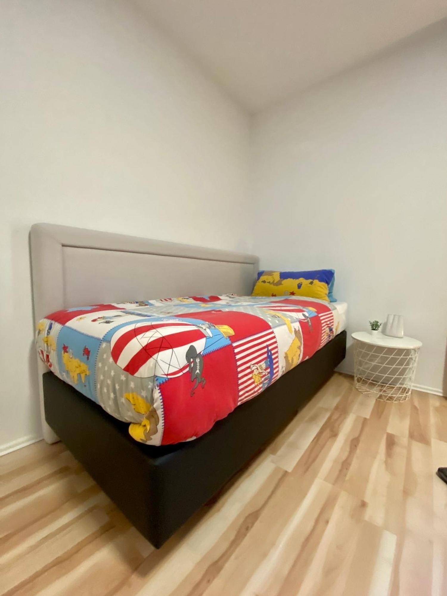 Sleep Well Apartments Detmold - Tempur Beds- Neu - Top Lage - Free Parking - Wifi מראה חיצוני תמונה
