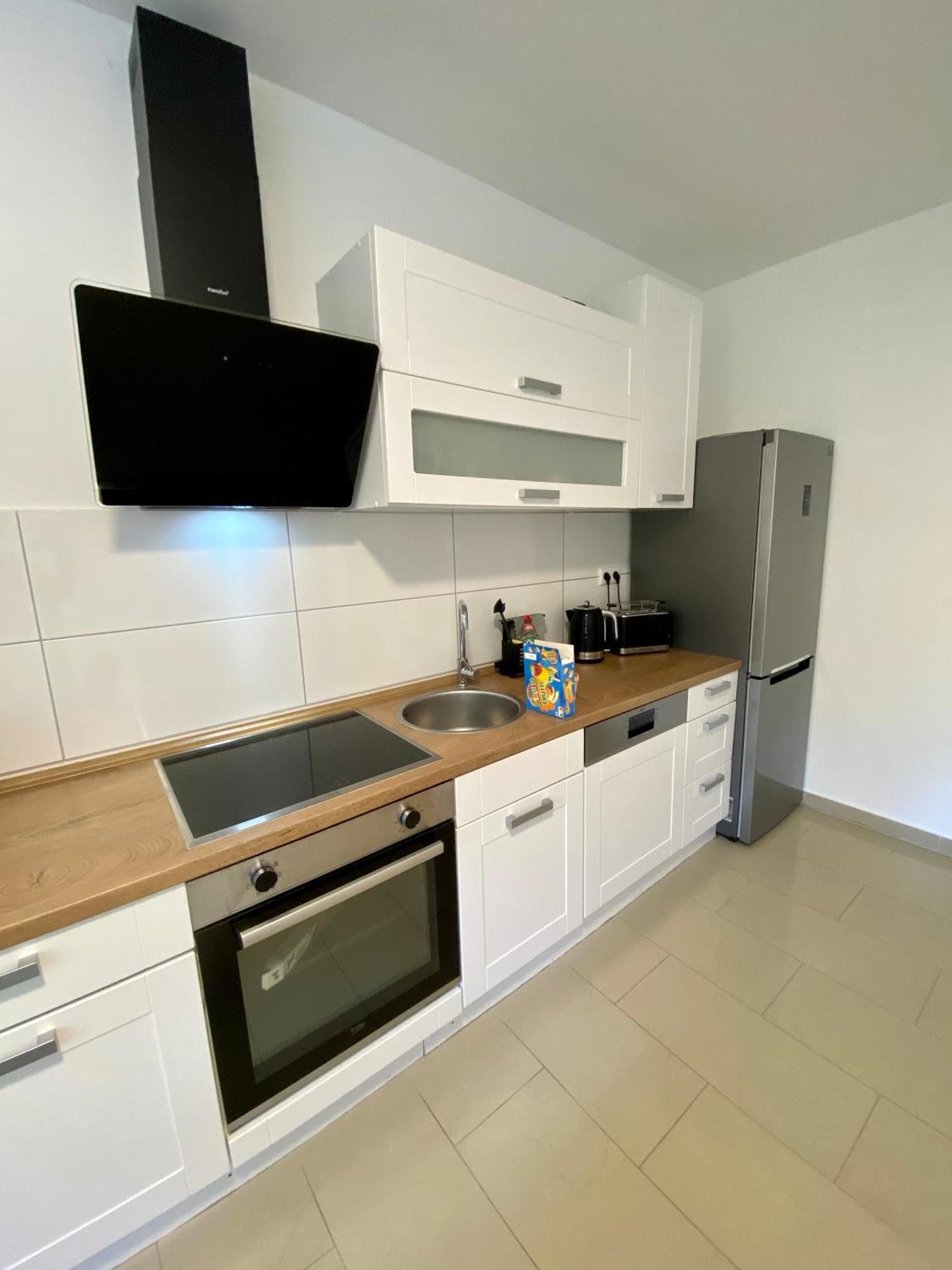 Sleep Well Apartments Detmold - Tempur Beds- Neu - Top Lage - Free Parking - Wifi מראה חיצוני תמונה