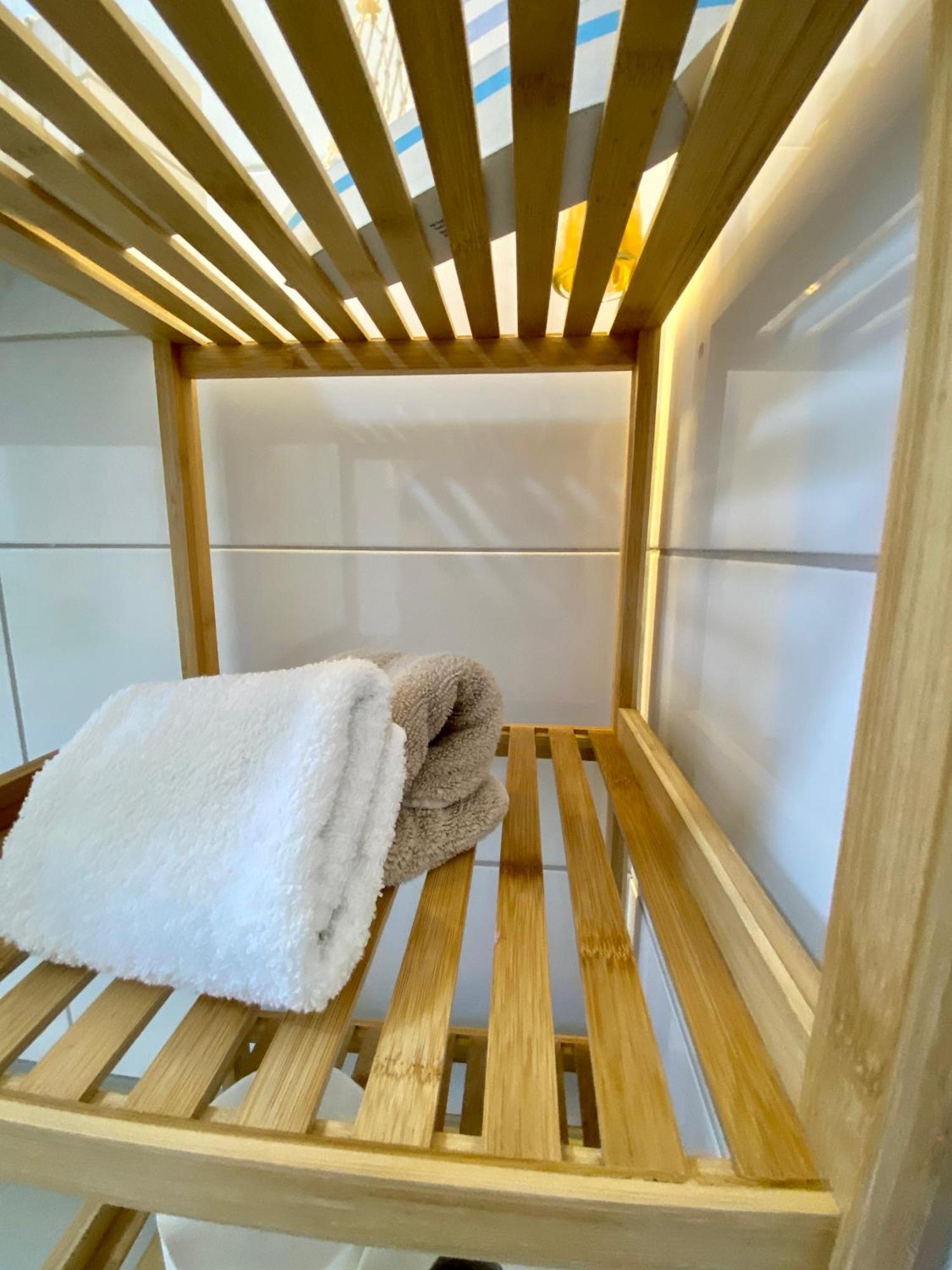 Sleep Well Apartments Detmold - Tempur Beds- Neu - Top Lage - Free Parking - Wifi מראה חיצוני תמונה
