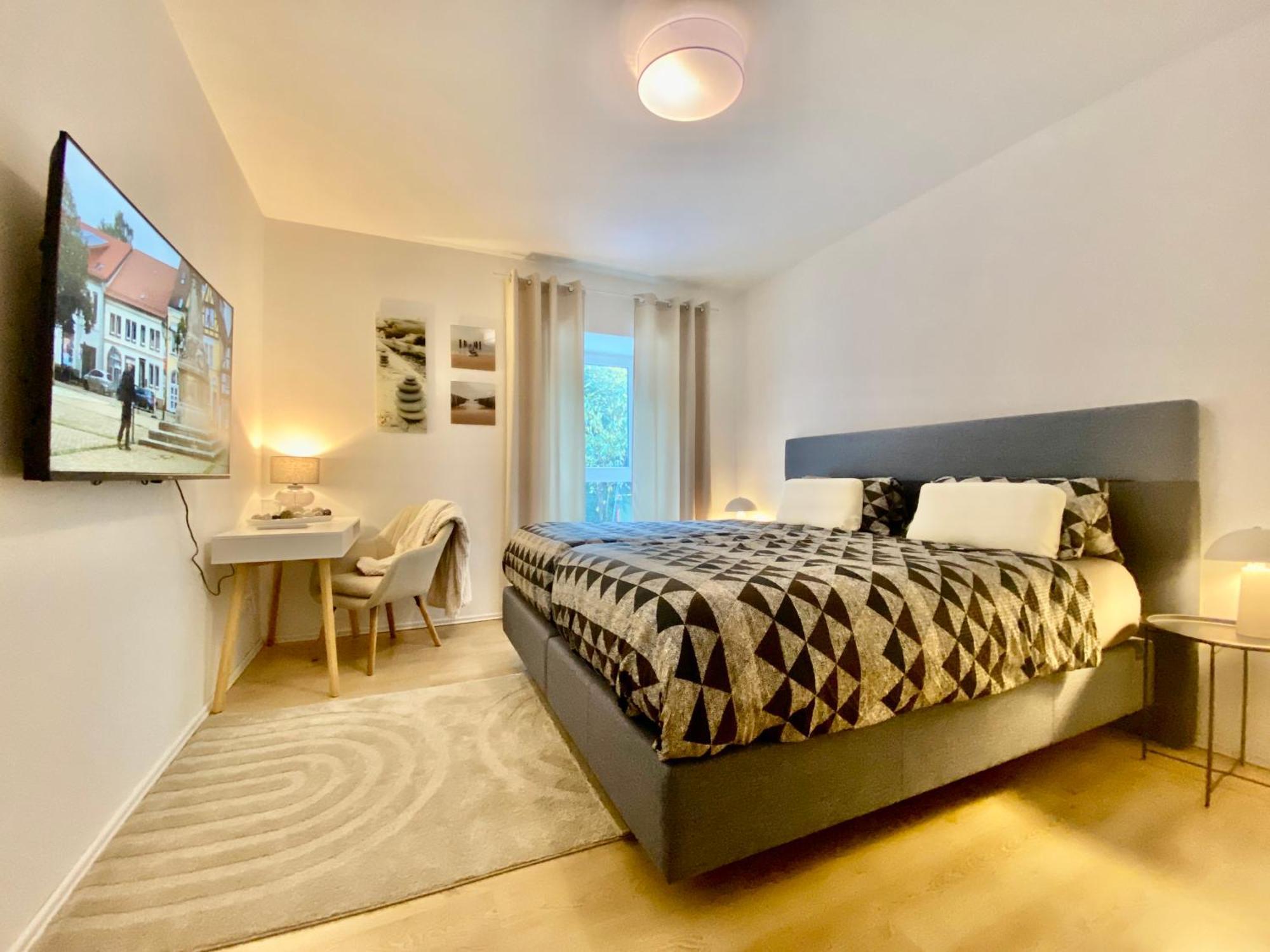 Sleep Well Apartments Detmold - Tempur Beds- Neu - Top Lage - Free Parking - Wifi מראה חיצוני תמונה
